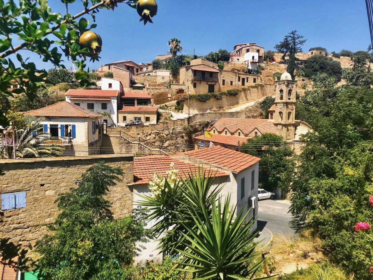Myrto House Aparthotel Tochni Bagian luar foto